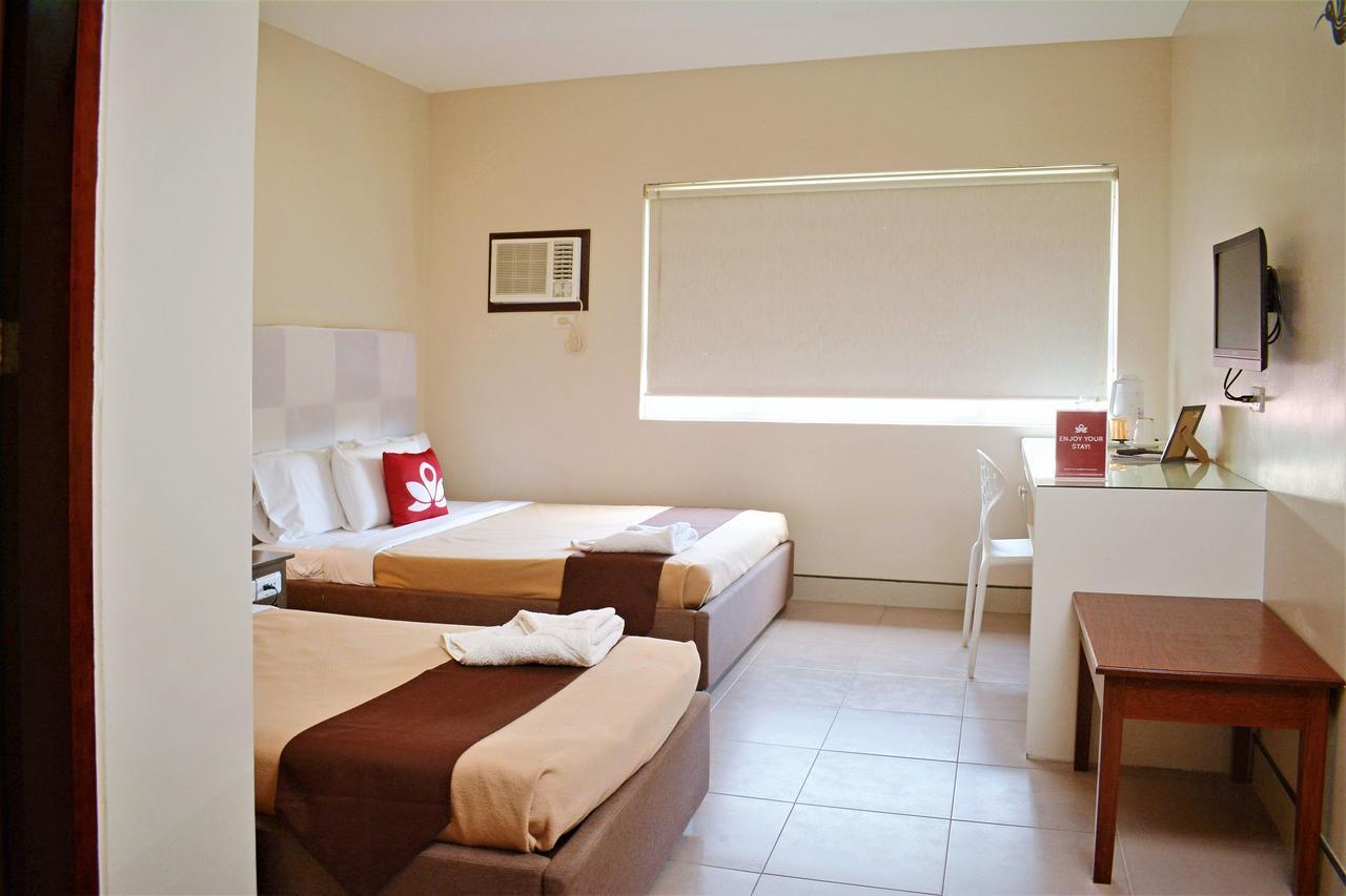 ZEN Rooms Malvar Road Puerto Princesa Exterior foto
